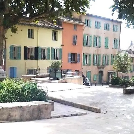 Apartment Entre Saint-tropez Et Les Gorges Du Verdon.